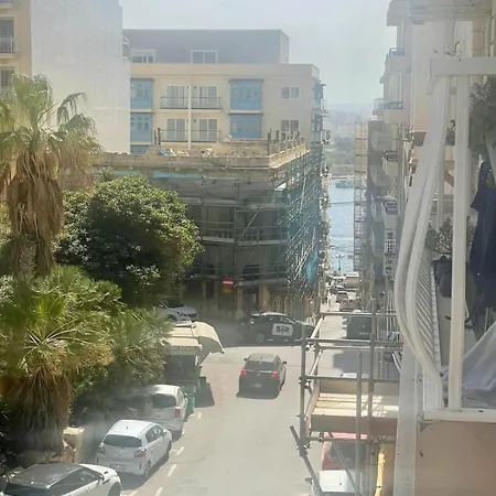 Aron Seaviews