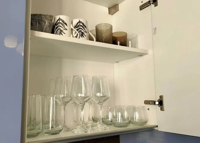 Aron Seaviews * Sliema