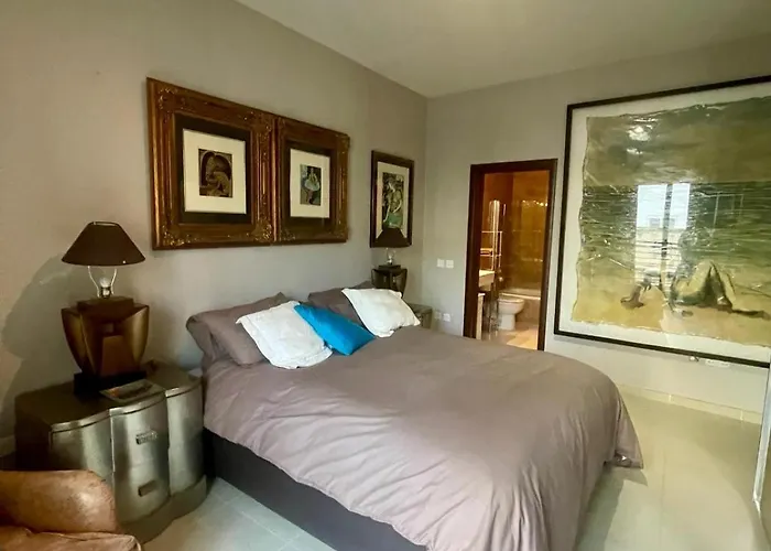 Aron Seaviews Apartment *